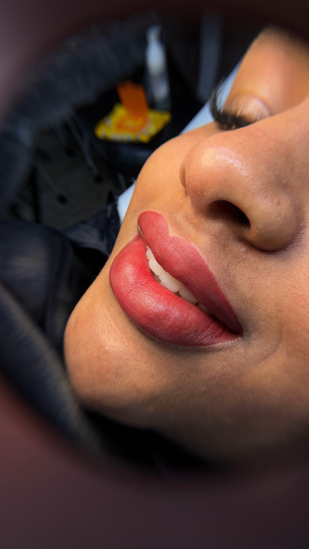 Resultado real de micropigmentação labial com o Método Velvety